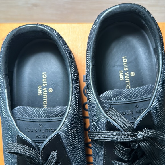 Men’s Louis Vuitton Sneakers Size US 9.5 - Picture 5 of 5